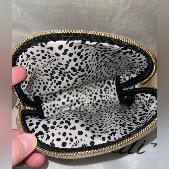 Vegan Leather Handbag & Cosmetic Bag 2-Piece Set - Picture 11 of 14